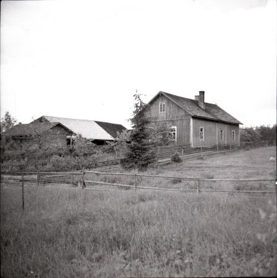 Peltola 1956, Kuva P.Suramo, EtelÃ¤-Karjalan museo (kuvat ja esineet)
Tila lohkottu Pohjosen kantatilasta 1922. Omistaja VÃ¤inÃ¶ Pohjonen
